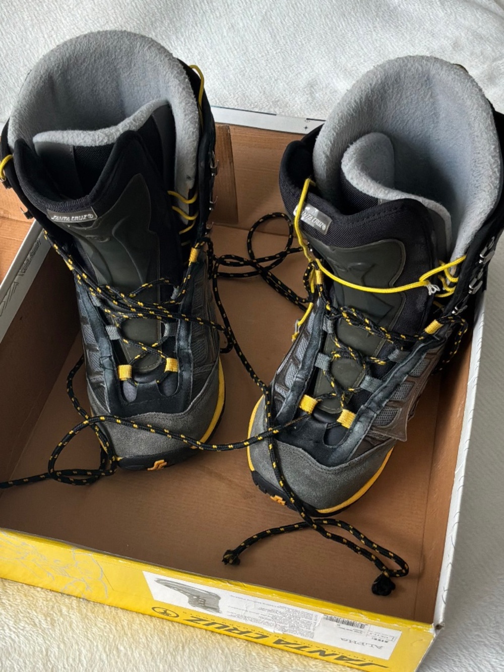 Vintage 90s/00s Santa Cruz Alpha Snowboard Boots Men’s US 11.5 WITH ORIGINAL BOX